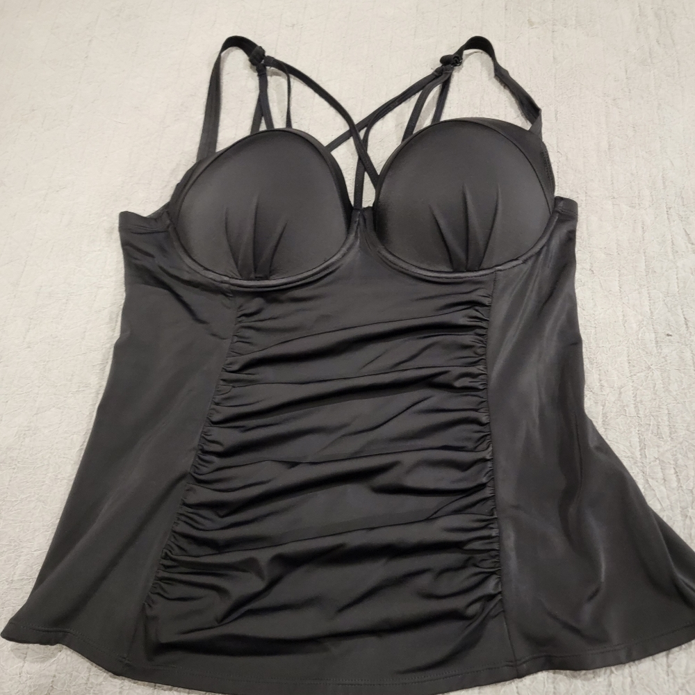 Torrid tankini swim top